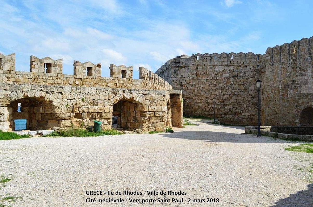 014- Rhodes-Cite medievale .JPG